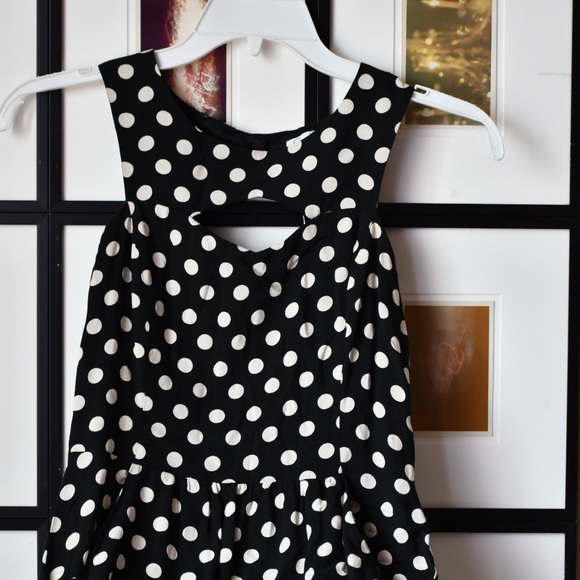 Dots - Picture 1 of 4